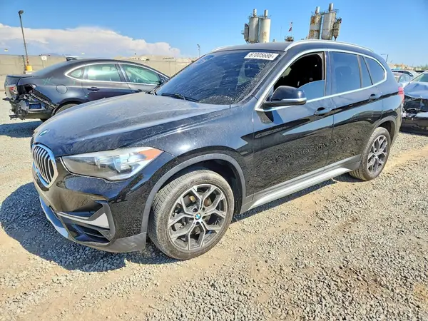 WBXJG7C07L5P83557 2020 BMW X1 - Image 1