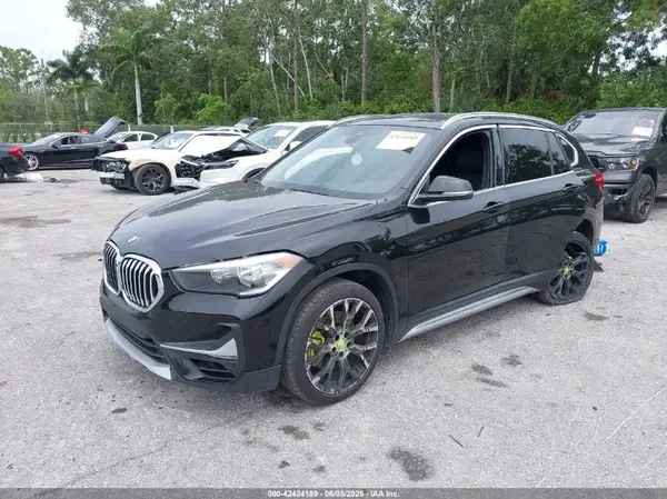 WBXJG7C07L5R65100 2020 BMW X1 - Image 2