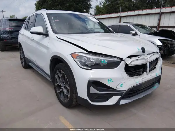WBXJG7C07M3M65581 2021 BMW X1 - Image 1