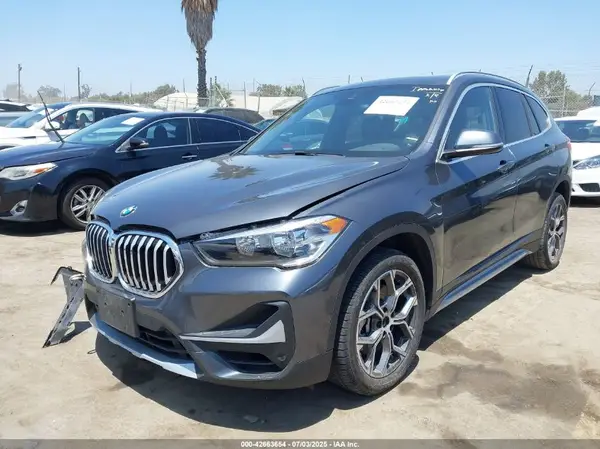 WBXJG7C07M5S72223 2021 BMW X1 - Image 2