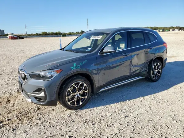 WBXJG7C07M5T52377 2021 BMW X1 - Image 1