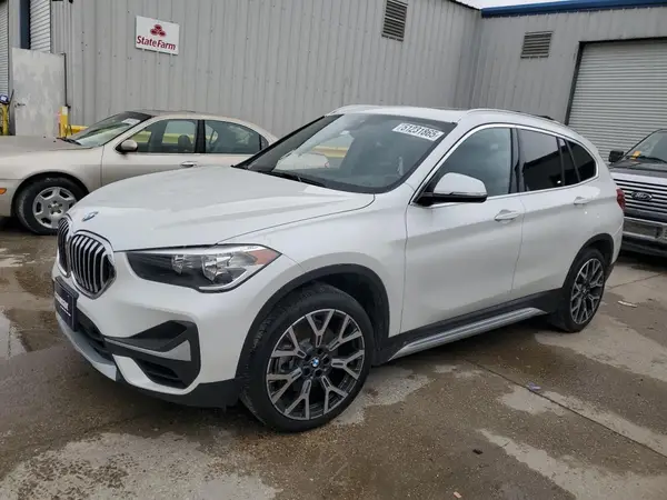 WBXJG7C07M5T65517 2021 BMW X1 - Image 1