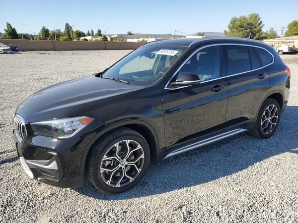 WBXJG7C07M5U41091 2021 BMW X1 - Image 1