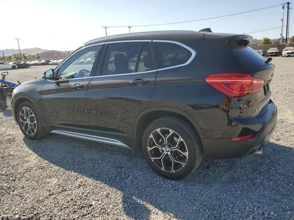 WBXJG7C07M5U41091 2021 BMW X1 - Image 2