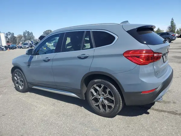 WBXJG7C08M3M75360 2021 BMW X1 - Image 2