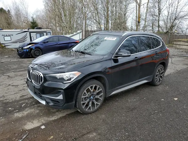 WBXJG7C08M5S11303 2021 BMW X1 - Image 1