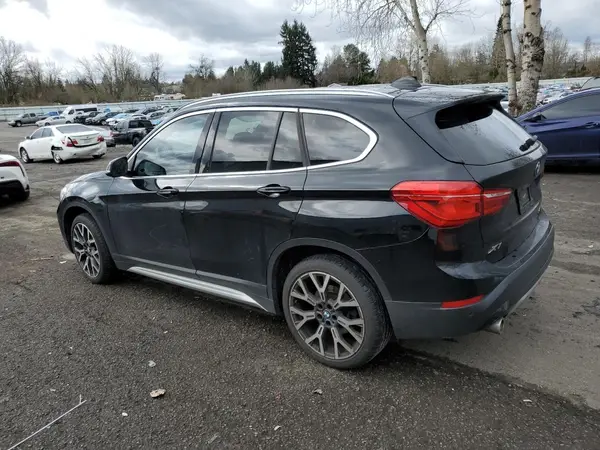 WBXJG7C08M5S11303 2021 BMW X1 - Image 2