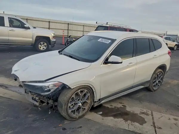 WBXJG7C08M5S61148 2021 BMW X1 - Image 1