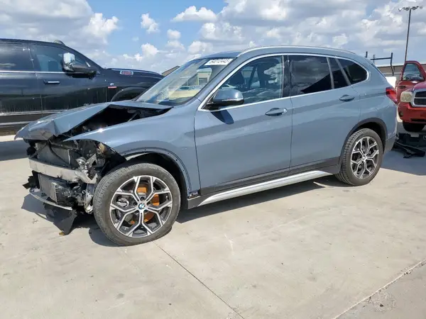 WBXJG7C08M5T66224 2021 BMW X1 - Image 1
