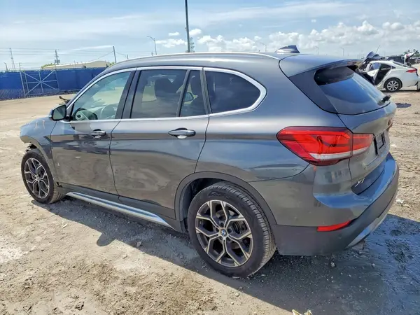 WBXJG7C08N5U57477 2022 BMW X1 - Image 2