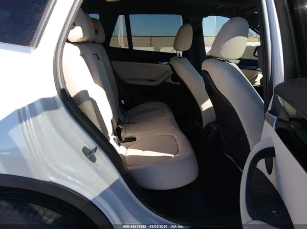 WBXJG7C09L3L86587 2020 BMW X1 - Image 8