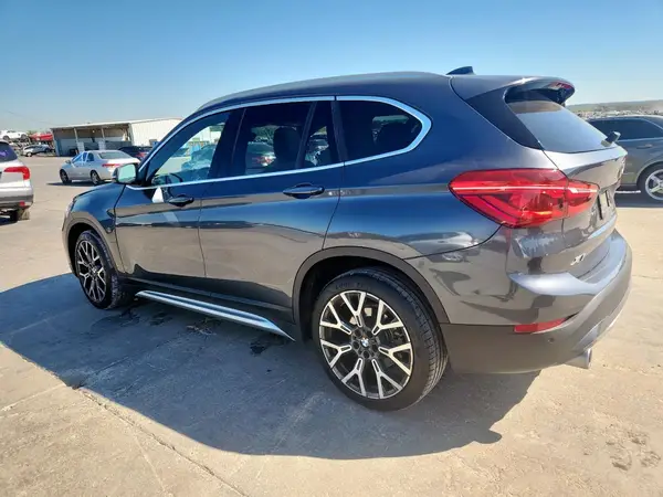 WBXJG7C09M5S34329 2021 BMW X1 - Image 2