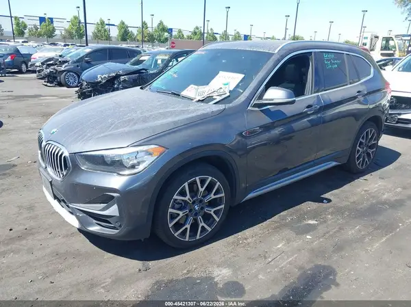 WBXJG7C09M5S53575 2021 BMW X1 - Image 2