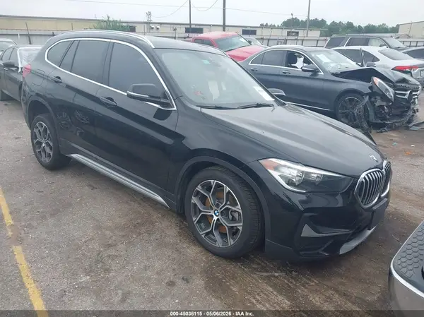 WBXJG7C09M5T92587 2021 BMW X1 - Image 1