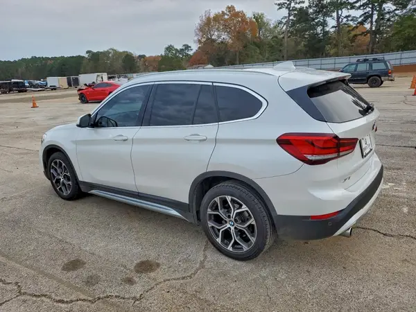 WBXJG7C0XM5T49683 2021 BMW X1 - Image 2