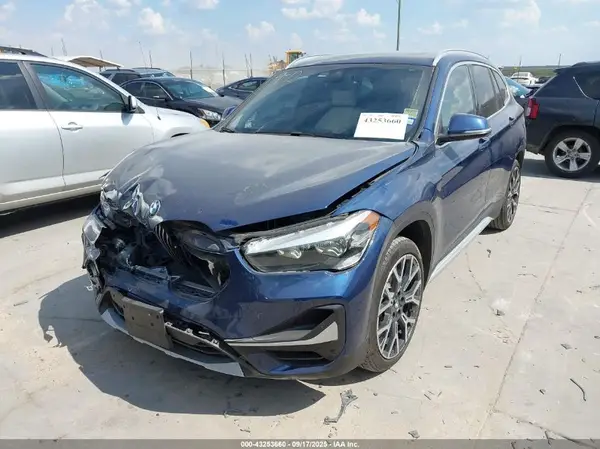 WBXJG7C0XM5U15715 2021 BMW X1 - Image 2