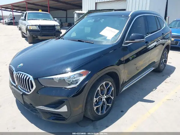 WBXJG7C0XN5U81764 2022 BMW X1 - Image 2