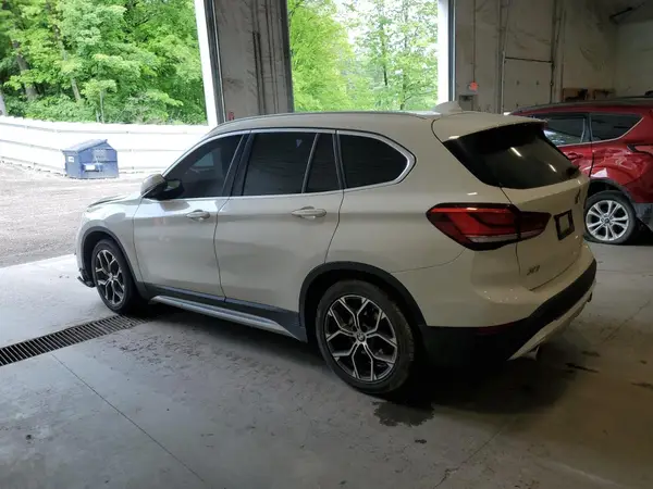 WBXJG9C00L5P42487 2020 BMW X1 - Image 2