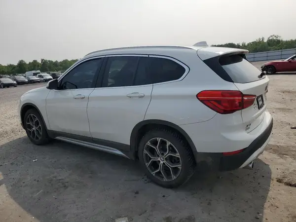 WBXJG9C00M5T20009 2021 BMW X1 - Image 2