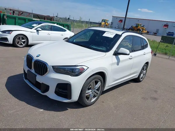 WBXJG9C00M5T31785 2021 BMW X1 - Image 2