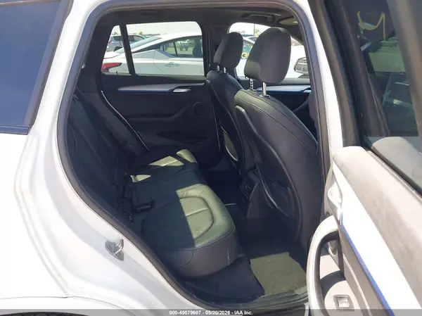 WBXJG9C00M5T31785 2021 BMW X1 - Image 8