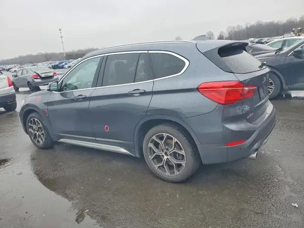 WBXJG9C00M5T86267 2021 BMW X1 - Image 2