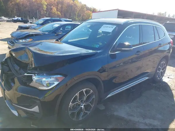 WBXJG9C01L5R31648 2020 BMW X1 - Image 2