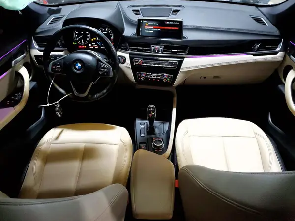 WBXJG9C01L5R51236 2020 BMW X1 - Image 8
