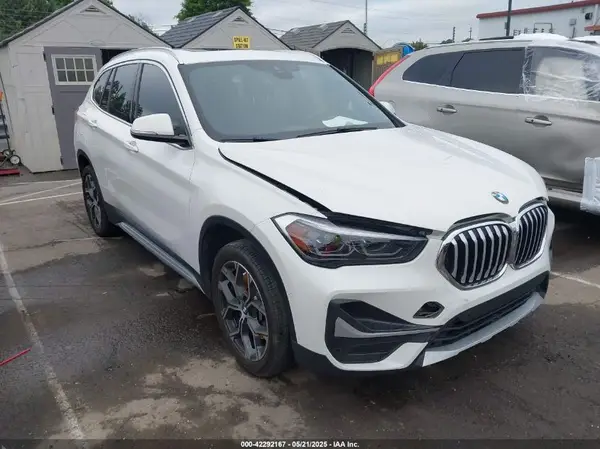 WBXJG9C01M5S06181 2021 BMW X1 - Image 1