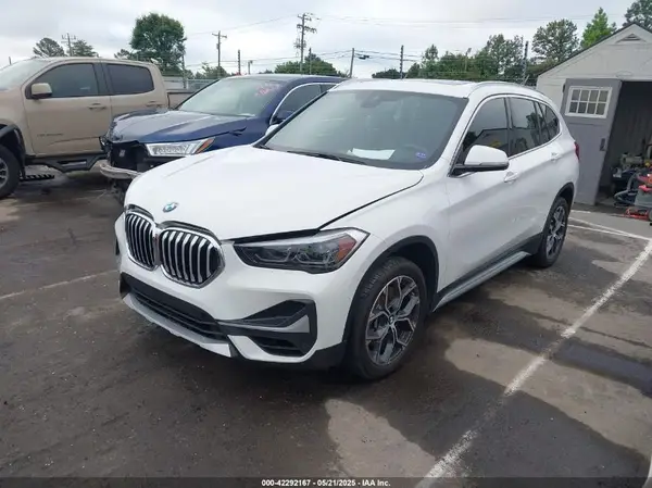WBXJG9C01M5S06181 2021 BMW X1 - Image 2