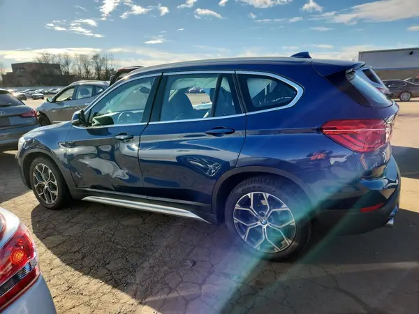 WBXJG9C01M5S25961 2021 BMW X1 - Image 2