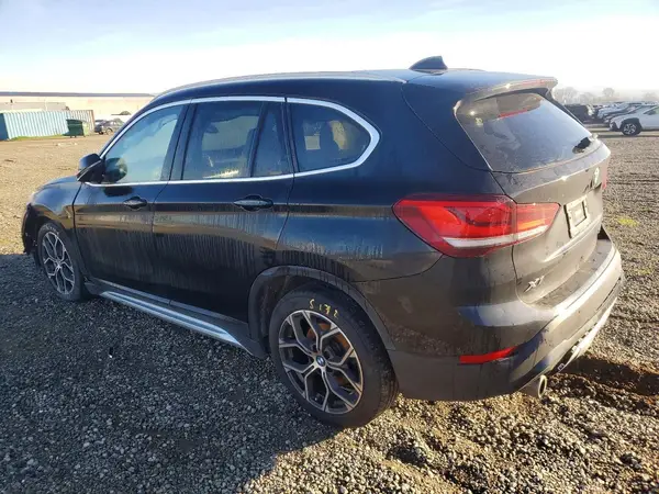WBXJG9C01M5T58347 2021 BMW X1 - Image 2