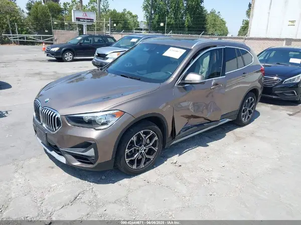 WBXJG9C02L5P52924 2020 BMW X1 - Image 2
