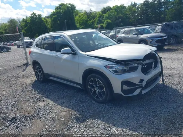 WBXJG9C02L5R84939 2020 BMW X1 - Image 1