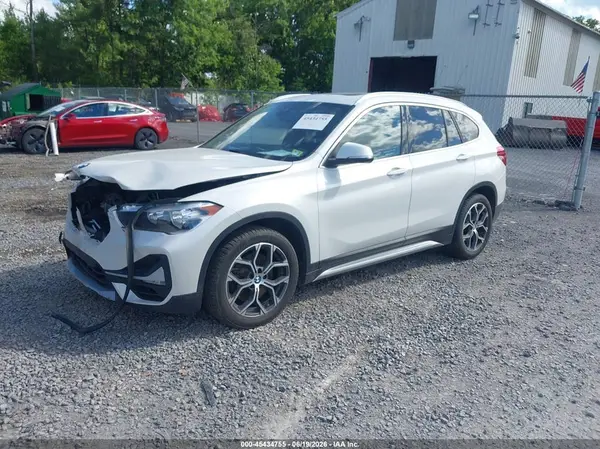 WBXJG9C02L5R84939 2020 BMW X1 - Image 2
