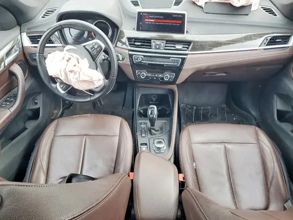 WBXJG9C02M5T74041 2021 BMW X1 - Image 8