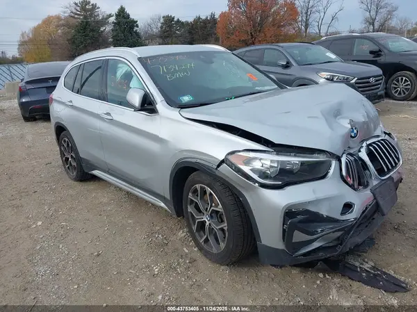 WBXJG9C02M5U13159 2021 BMW X1 - Image 1