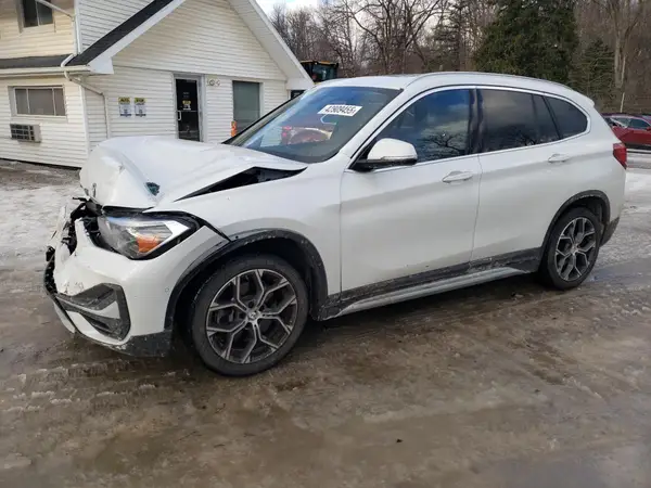 WBXJG9C02M5U47408 2021 BMW X1 - Image 1