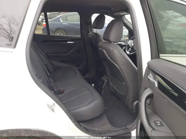 WBXJG9C03L5R20800 2020 BMW X1 - Image 8