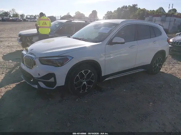 WBXJG9C03M5S07347 2021 BMW X1 - Image 2