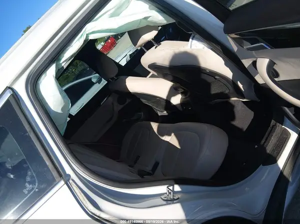 WBXJG9C03M5S07347 2021 BMW X1 - Image 8