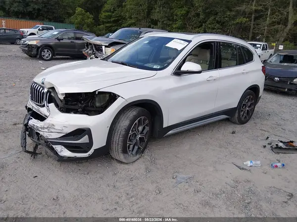 WBXJG9C03M5S14511 2021 BMW X1 - Image 2