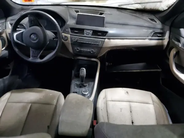 WBXJG9C03M5S61442 2021 BMW X1 - Image 8
