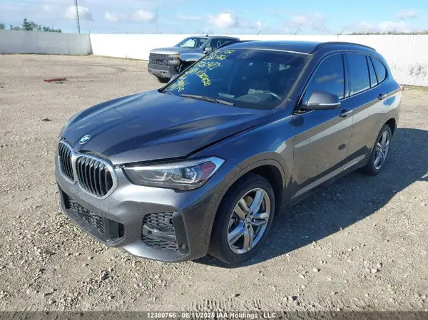 WBXJG9C03M5T26483 2021 BMW X1 - Image 2