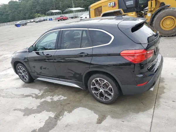 WBXJG9C03M5T92645 2021 BMW X1 - Image 2