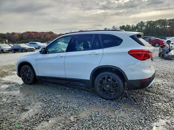 WBXJG9C03M5U20914 2021 BMW X1 - Image 2