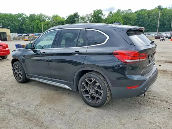 WBXJG9C03M5U34943 2021 BMW X1 - Image 2