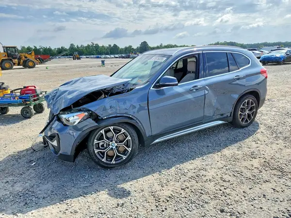 WBXJG9C03M5U39222 2021 BMW X1 - Image 1