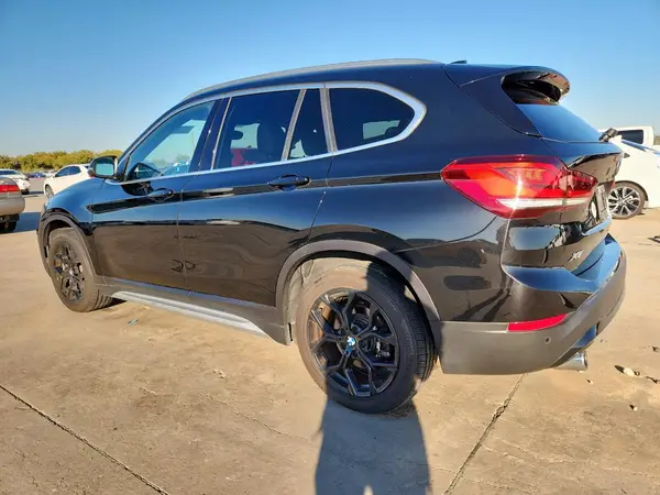 WBXJG9C04L5R63574 2020 BMW X1 - Image 2