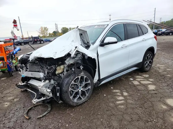 WBXJG9C04L5R77474 2020 BMW X1 - Image 1